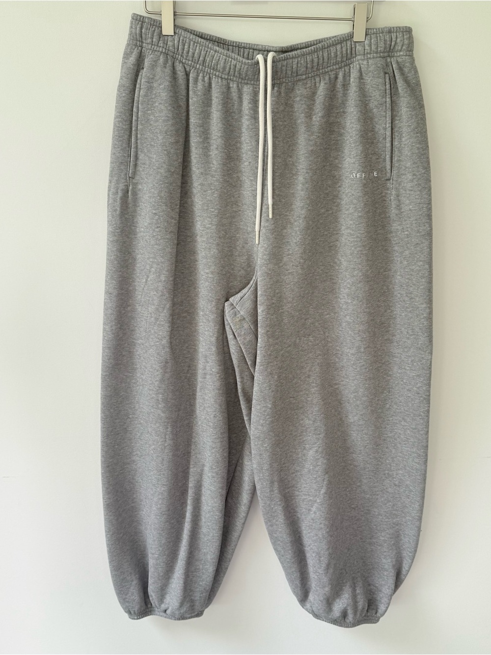 Offline by Aerie Cloud Fleece Baggy Fit Grey Jogger Sweatpants size Large - Picture 2 of 8